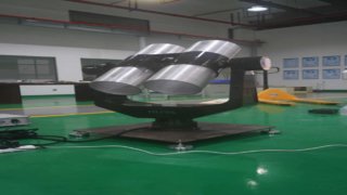 2 bàn xoay theo dõi UAV DOF